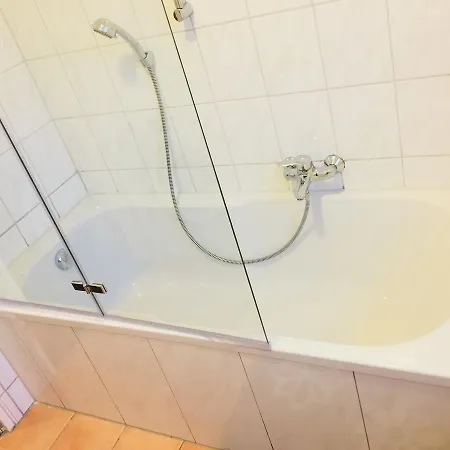 Appartement Dhillon