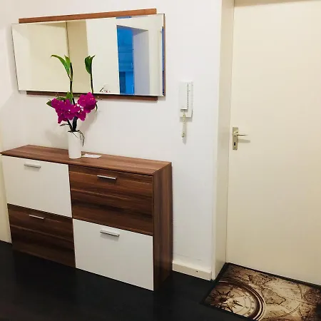 Appartement Dhillon
