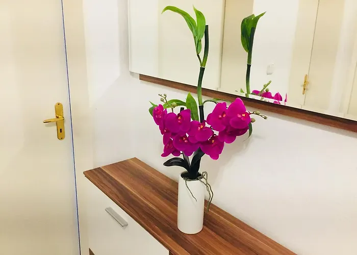 Dhillon Apartmán